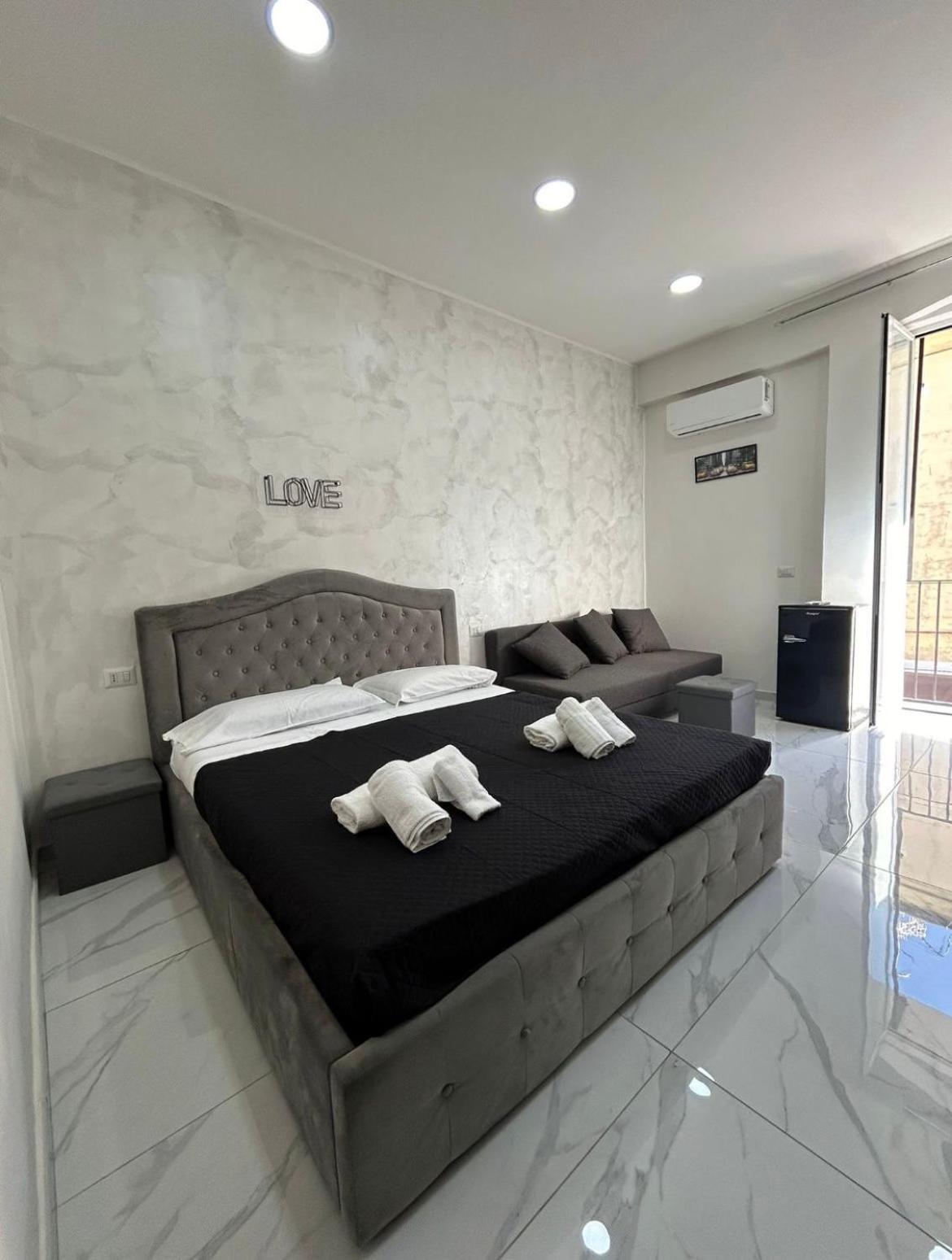 Terrazza Luxury Valentino Apartment Naples Exterior photo